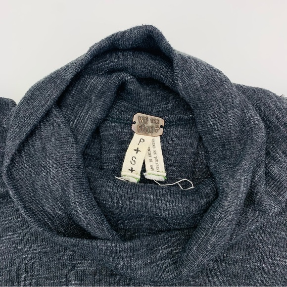 We The Free Split Back Turtleneck Raw Seams Long Sleeve Charcoal - Picture 5 of 13